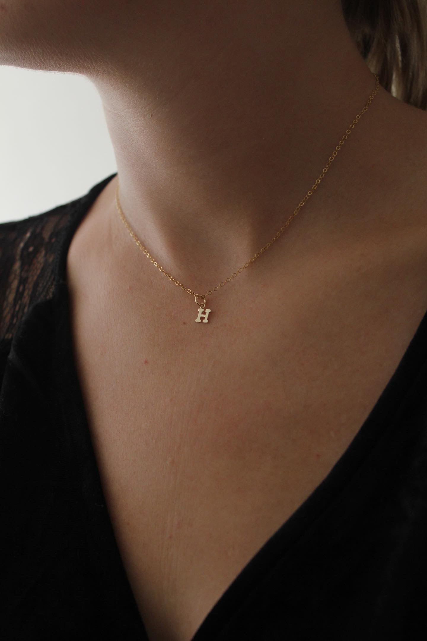 Dainty Initial necklace