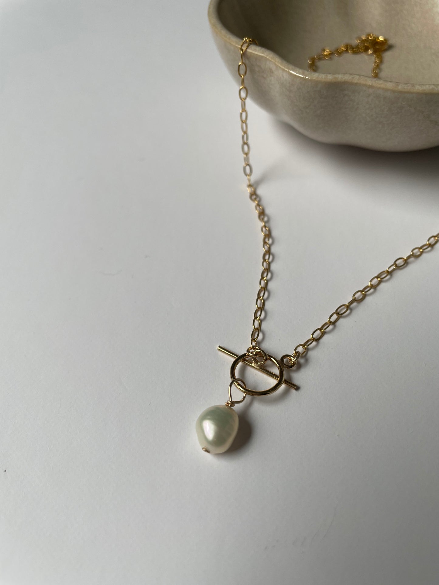 Pearl T-bar necklace