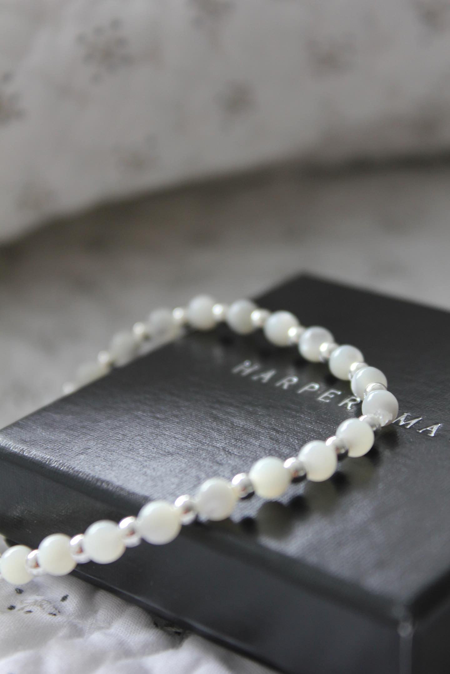 Pearl bead bracelet