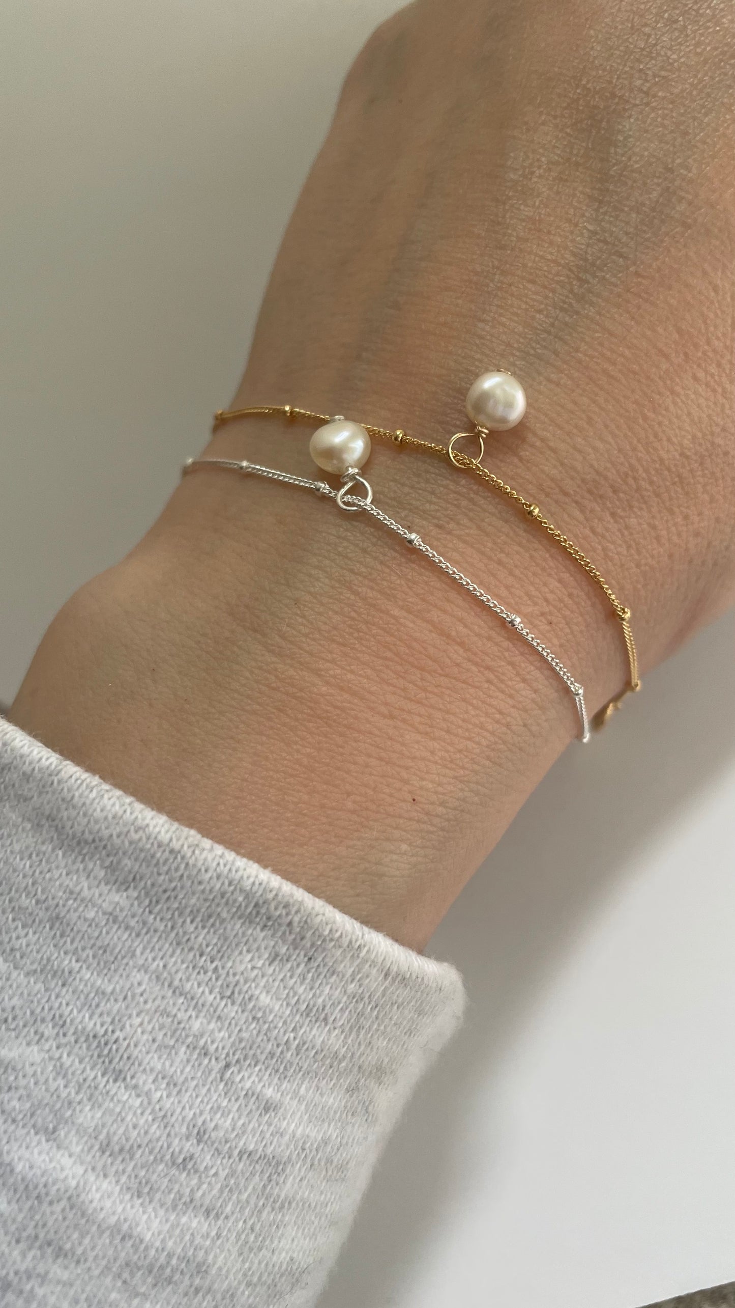 Pearl bracelet